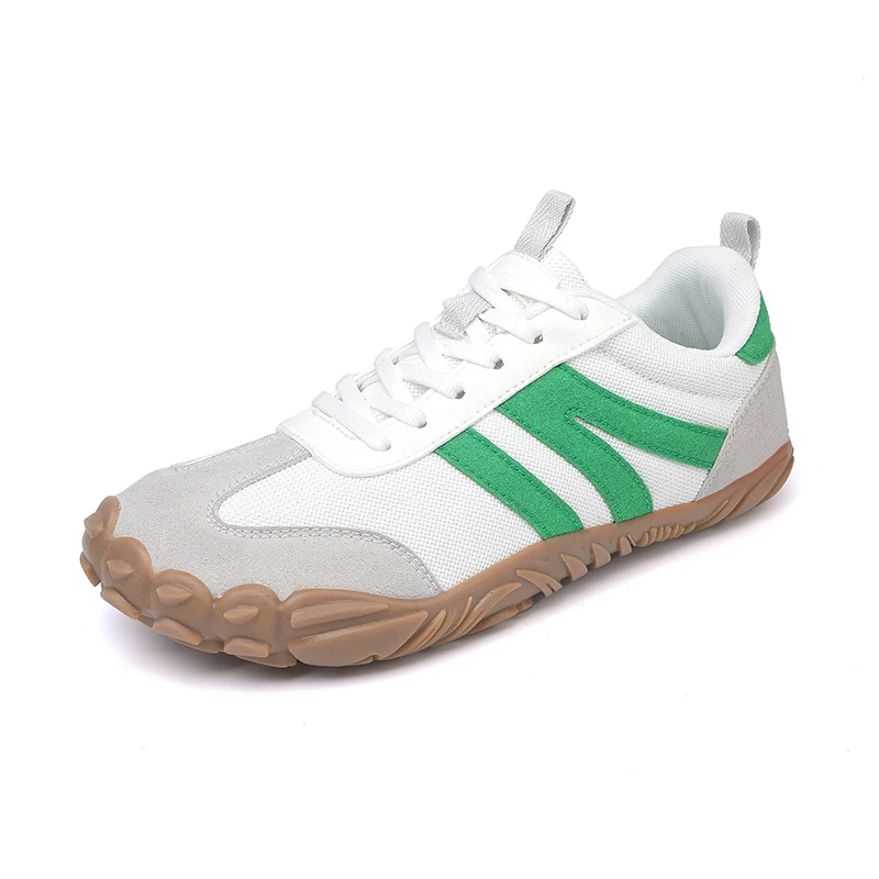 8899-white green
