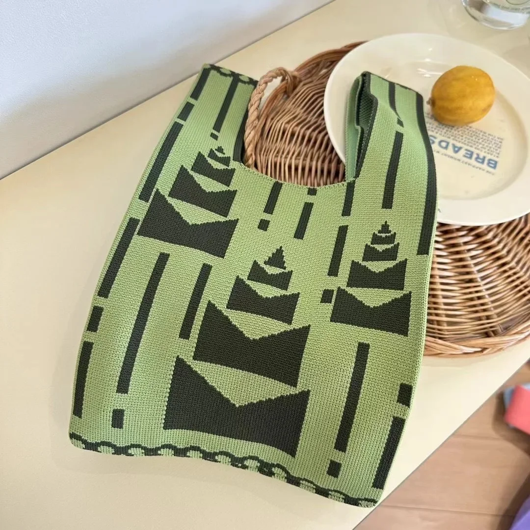 Spring bamboo (small square bag)