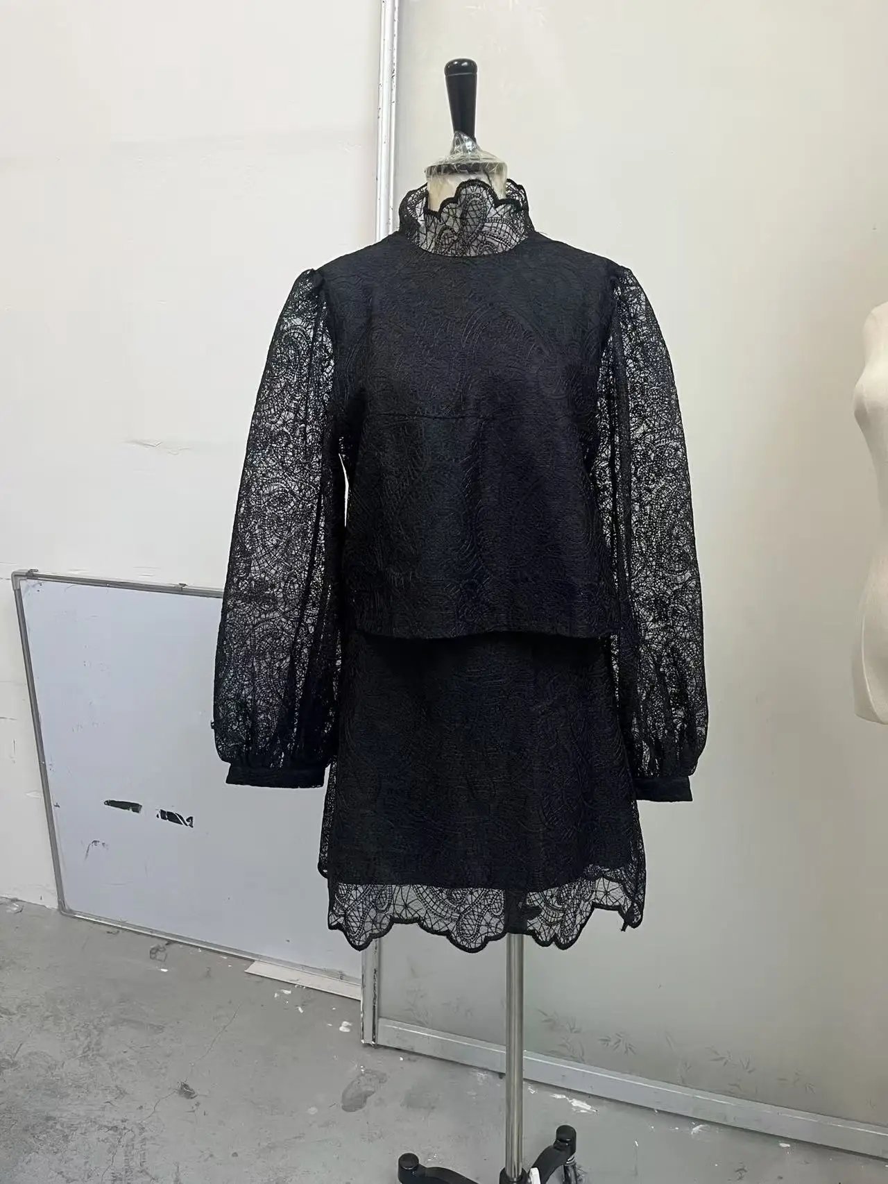 Black02
