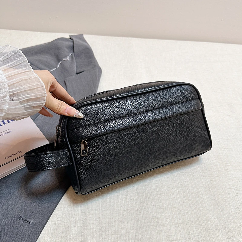 C Clutch bag