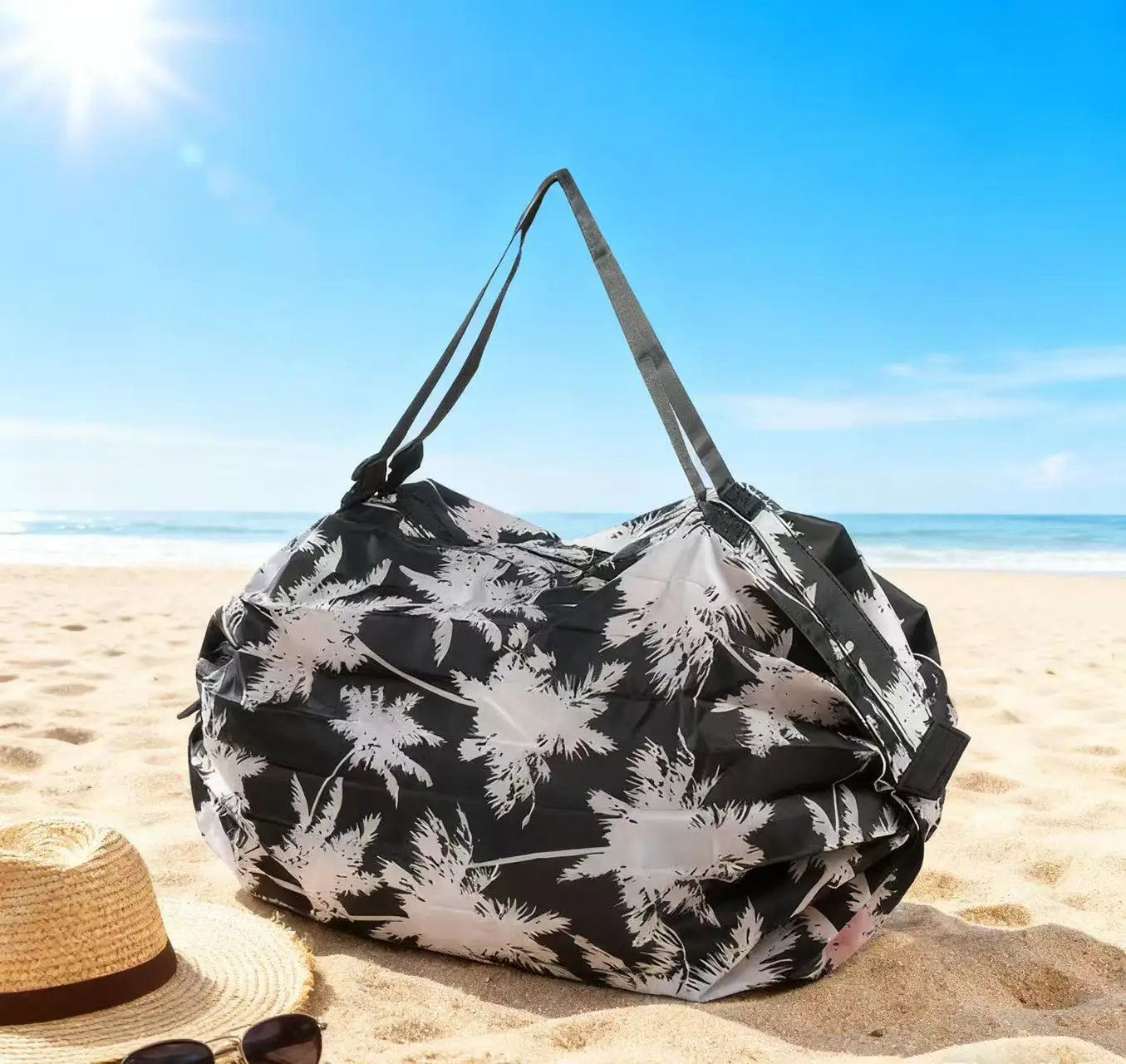 New black and white maple leaf folding accordion bag 50*35cm