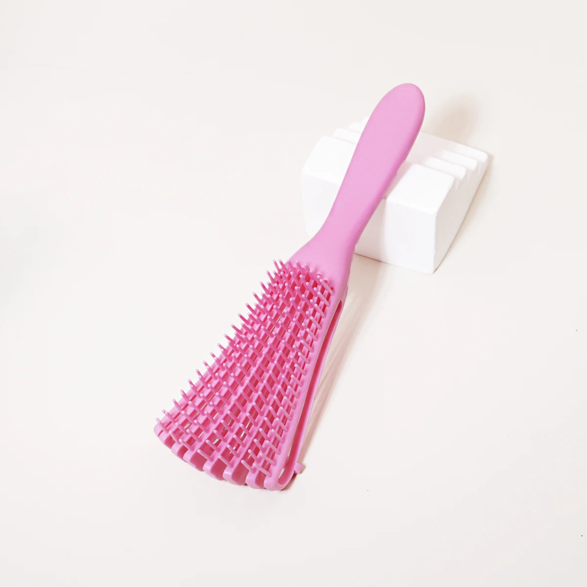 8claw comb-pink
