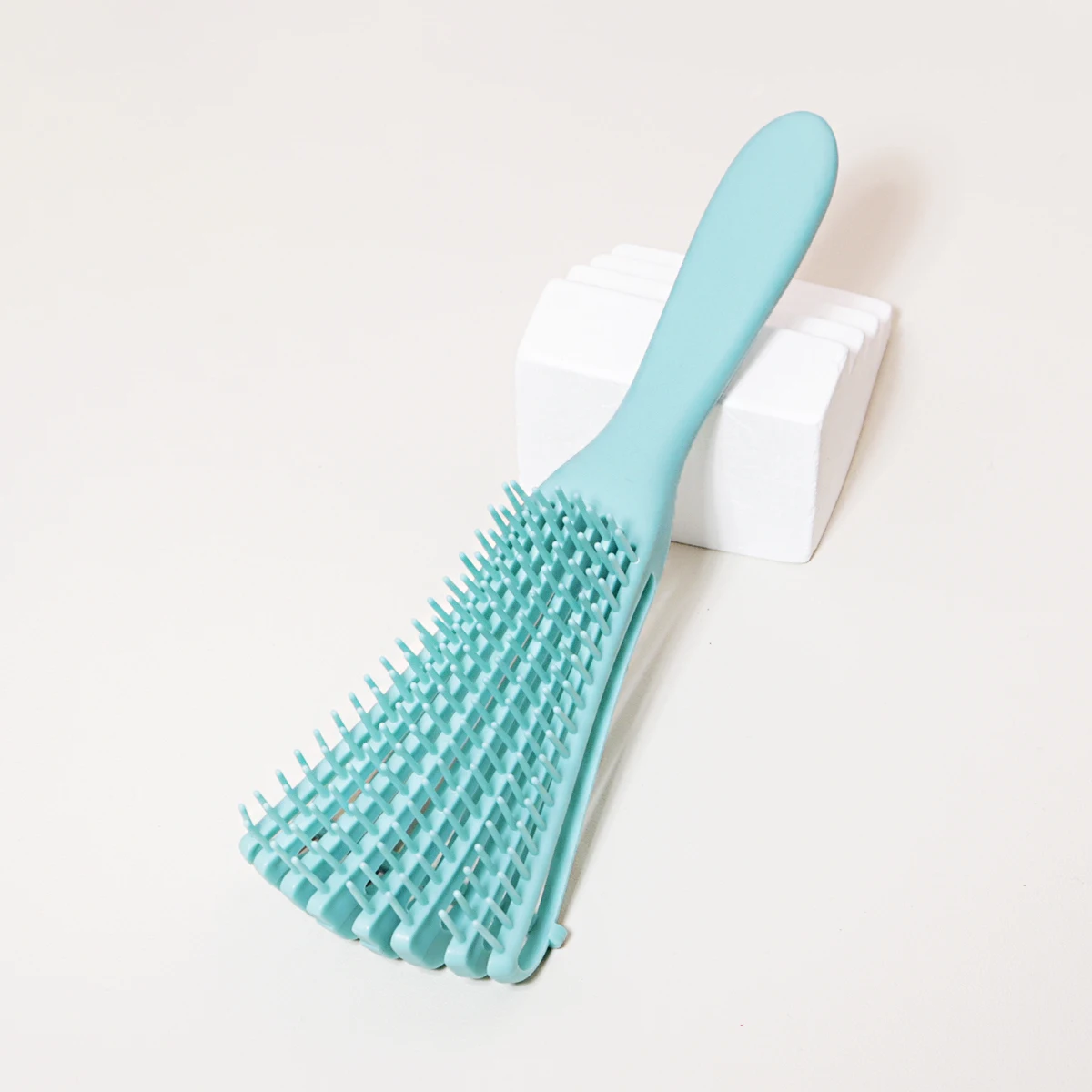 8claw comb-green