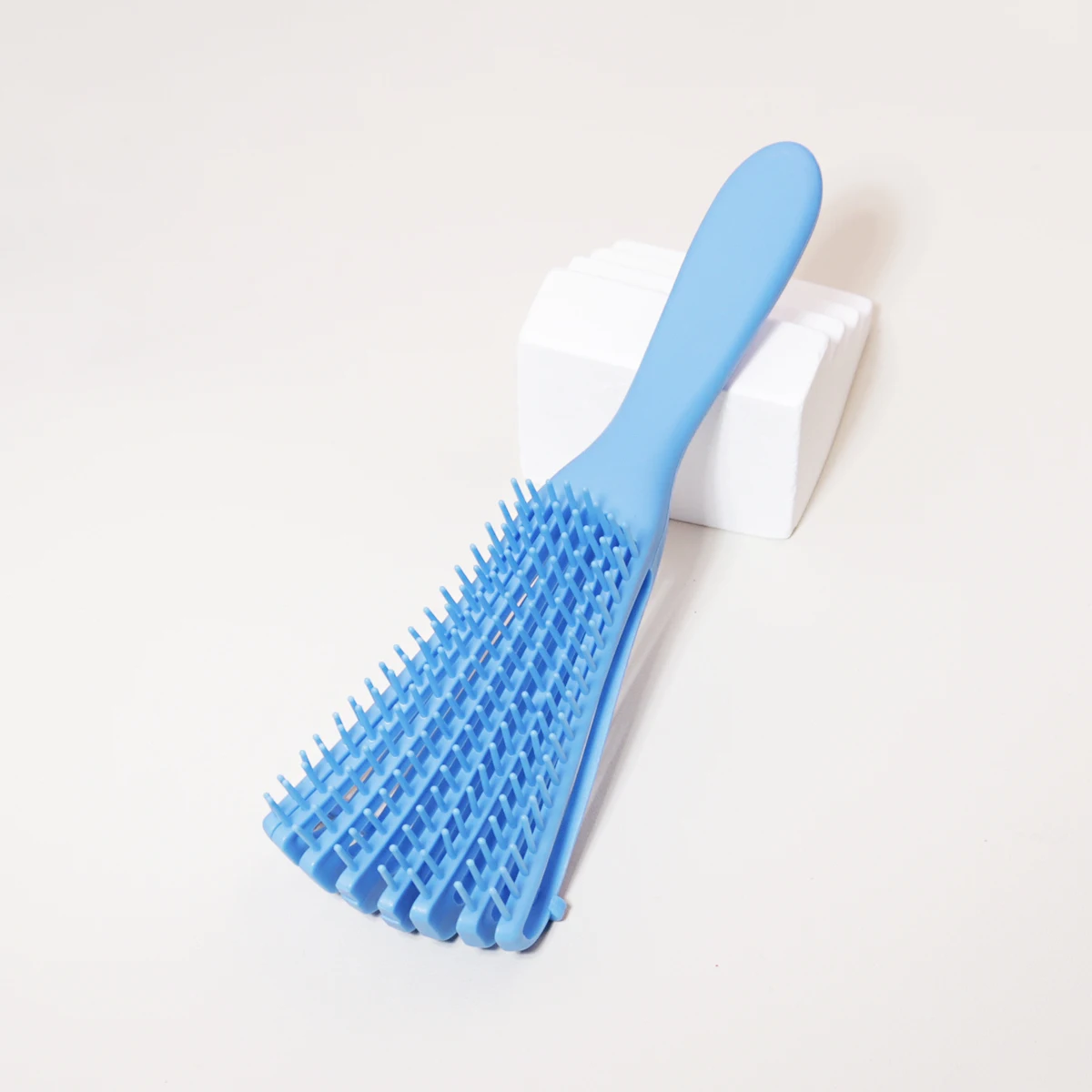 8claw comb-blue
