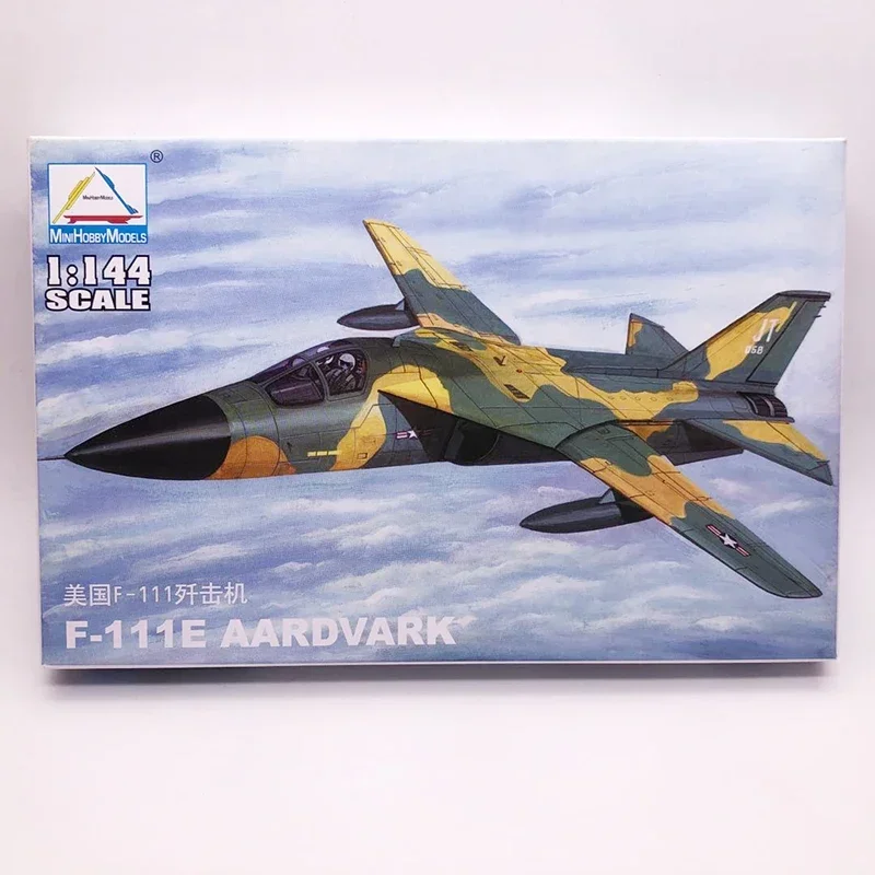 80416 USA F-111